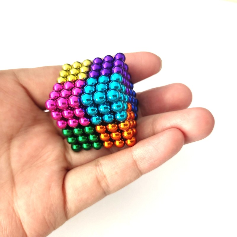 8 color magnetic ball for children