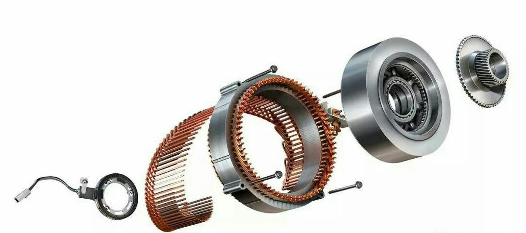 the driving motor to achieve efficient operation